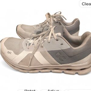 On Running OC white and Gray Athletic Shoes